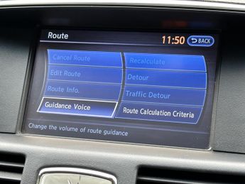 Infiniti Q70 2.2d Premium Auto Euro 6 (s/s) 4dr
