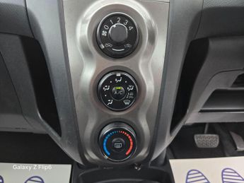 Toyota Yaris 1.33 Dual VVT-i TR MultiMode Euro 4 (s/s) 5dr