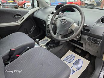Toyota Yaris 1.33 Dual VVT-i TR MultiMode Euro 4 (s/s) 5dr
