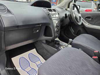 Toyota Yaris 1.33 Dual VVT-i TR MultiMode Euro 4 (s/s) 5dr