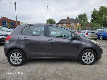 Toyota Yaris 1.33 Dual VVT-i TR MultiMode Euro 4 (s/s) 5dr