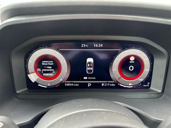 Nissan Qashqai 1.3 DIG-T MHEV N-Connecta XTRON Euro 6 (s/s) 5dr