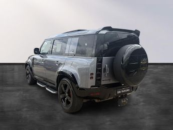 Land Rover Defender 110 2.0 SD4 SE Auto 4WD Euro 6 (s/s) 5dr