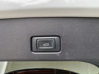 Audi Q4 e-tron 40 Edition 1 Auto 5dr 82kWh