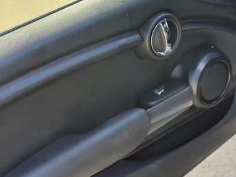MINI Hatch 1.5 Cooper Sport Steptronic Euro 6 (s/s) 3dr