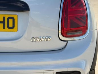 MINI Hatch 1.5 Cooper Sport Steptronic Euro 6 (s/s) 3dr