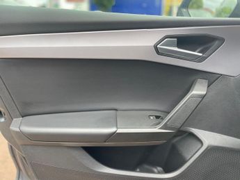 SEAT Leon 1.4 eHybrid 12.8kWh FR DSG Euro 6 (s/s) 5dr