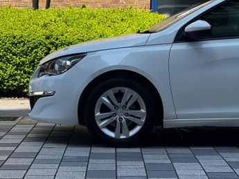 Peugeot 308 1.6 THP Active Euro 5 5dr