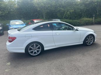 Mercedes-Benz C Class 2.1 C220 CDI AMG Sport Edition G-Tronic+ Euro 5 (s/s) 2dr