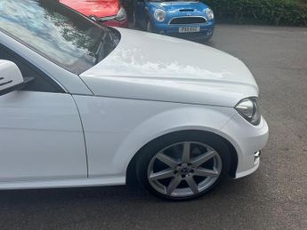 Mercedes-Benz C Class 2.1 C220 CDI AMG Sport Edition G-Tronic+ Euro 5 (s/s) 2dr