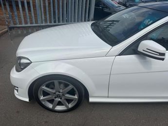 Mercedes-Benz C Class 2.1 C220 CDI AMG Sport Edition G-Tronic+ Euro 5 (s/s) 2dr