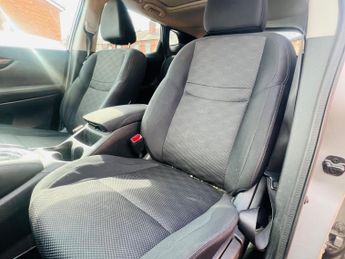 Nissan Qashqai 1.6 dCi n-tec+ XTRON 2WD Euro 6 (s/s) 5dr