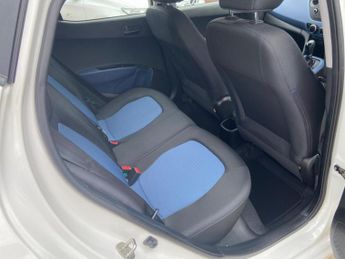 Hyundai i10 1.2 SE Auto Euro 5 5dr