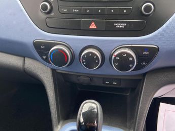 Hyundai i10 1.2 SE Auto Euro 5 5dr