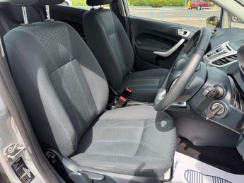 Ford Fiesta 1.4 Zetec 5dr