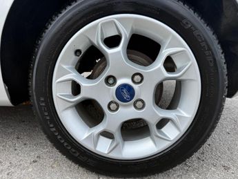 Ford Fiesta 1.4 Zetec 5dr