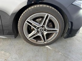 Mercedes-Benz A Class 1.3 A180 AMG Line 7G-DCT Euro 6 (s/s) 5dr