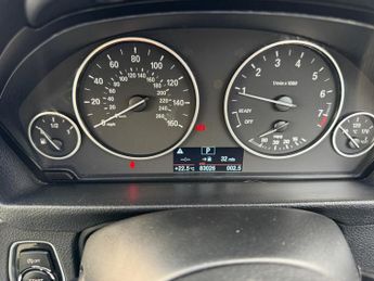 BMW 3 Series 2.0 320i SE Auto xDrive Euro 5 (s/s) 4dr