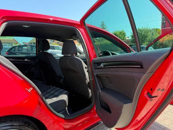 Volkswagen Golf 2.0 TDI BlueMotion Tech GTD DSG Euro 6 (s/s) 5dr