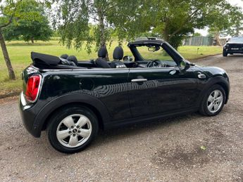 MINI Convertible 1.5 Cooper Classic Steptronic Euro 6 (s/s) 2dr