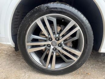 Audi Q5 2.0 TDI S line S Tronic quattro Euro 6 (s/s) 5dr