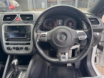 Volkswagen Scirocco 2.0 TSI R-Line DSG Euro 5 3dr (Leather, Nav)