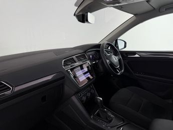 Volkswagen Tiguan 1.5 TSI EVO SEL DSG Euro 6 (s/s) 5dr