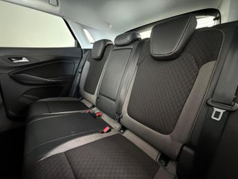 Vauxhall Grandland X 1.2 Turbo SRi Nav Auto Euro 6 (s/s) 5dr