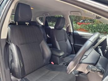 Toyota Auris 1.8 VVT-h Excel CVT Euro 5 (s/s) 5dr