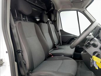 Renault Master 2.3 dCi 35 Business FWD LWB High Roof Euro 6 4dr