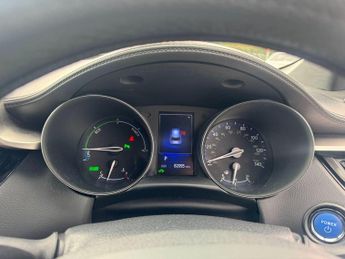 Toyota C-HR 1.8 VVT-h Design CVT Euro 6 (s/s) 5dr