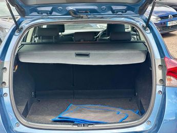 Toyota Auris 1.8 VVT-h Business Edition Touring Sports CVT Euro 6 (s/s) 5dr (