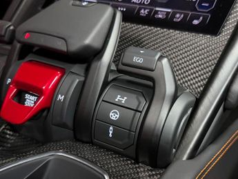 Lamborghini Urus 4.0 V8 BiTurbo S SUV 5dr Petrol Auto 4WD Euro 6 (666 ps)