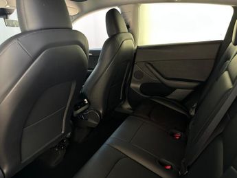 Tesla Model Y (Dual Motor) Long Range Auto 4WDE 5dr