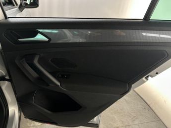 Volkswagen Tiguan 1.5 TSI Life DSG Euro 6 (s/s) 5dr