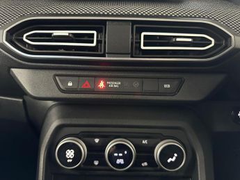 Dacia Jogger 1.6 Hybrid Expression Auto Euro 6 (s/s) 5dr