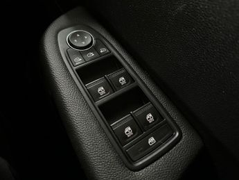 Renault Clio 1.6 E-TECH evolution Auto Euro 6 (s/s) 5dr