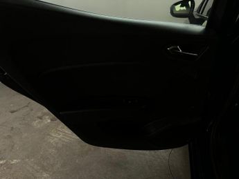 Renault Clio 1.6 E-TECH evolution Auto Euro 6 (s/s) 5dr