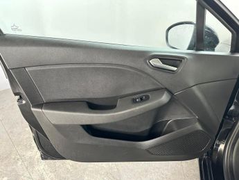 Renault Clio 1.6 E-TECH evolution Auto Euro 6 (s/s) 5dr