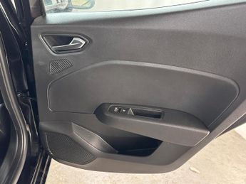 Renault Clio 1.6 E-TECH evolution Auto Euro 6 (s/s) 5dr