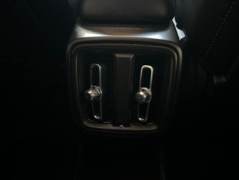 Volvo XC40 P8 78kWh First Edition Auto AWD 5dr