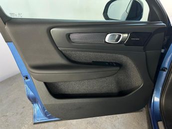 Volvo XC40 P8 78kWh First Edition Auto AWD 5dr