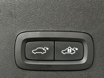 Volvo XC40 P8 78kWh First Edition Auto AWD 5dr