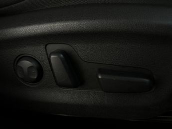 Hyundai KONA 64kWh Ultimate Auto 5dr (10.5kW Charger)
