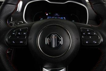 MG MG ZS 51.1kWh Trophy Connect Auto 5dr