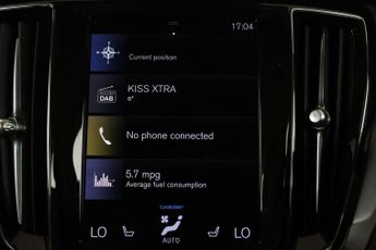 Volvo V60 2.0 B4 MHEV Momentum Auto Euro 6 (s/s) 5dr