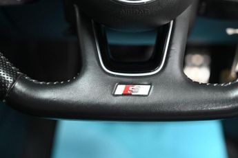 AUDI A3 2.0 TDI 35 S line Saloon 4dr Diesel S Tronic Euro 6 (s/s) (150 p