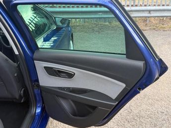 SEAT Leon 1.6 TDI SE Dynamic Technology ST DSG Euro 6 (s/s) 5dr