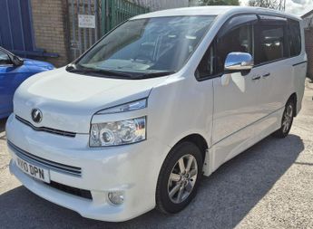 Toyota Voxy 8 Seats Fresh Import 5dr