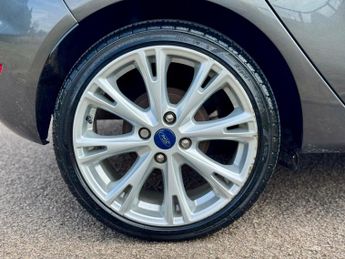 Ford Fiesta 1.0T EcoBoost Titanium Powershift Euro 6 5dr